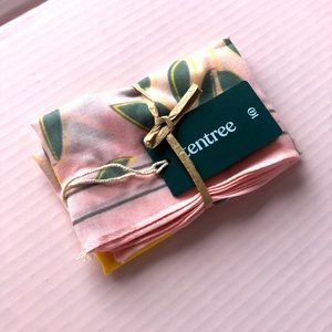 Jilly Box Summer 2022 Tentree scarf -create your own Jilly Box bundle to save!